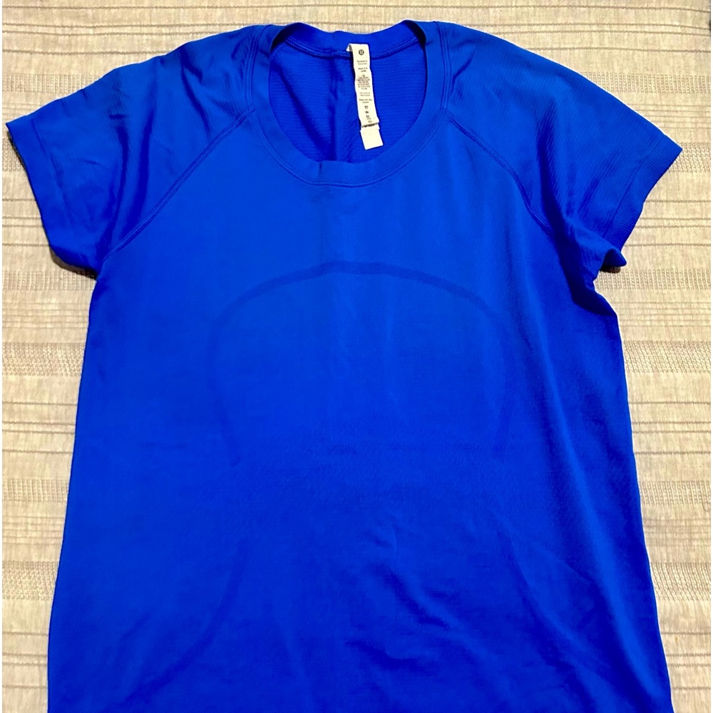 Lululemon Swifty Tech Short Sleeve Size 12